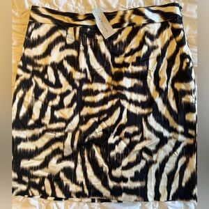 Ann Taylor Classic Animal Print Pencil Skirt NWT Size 4